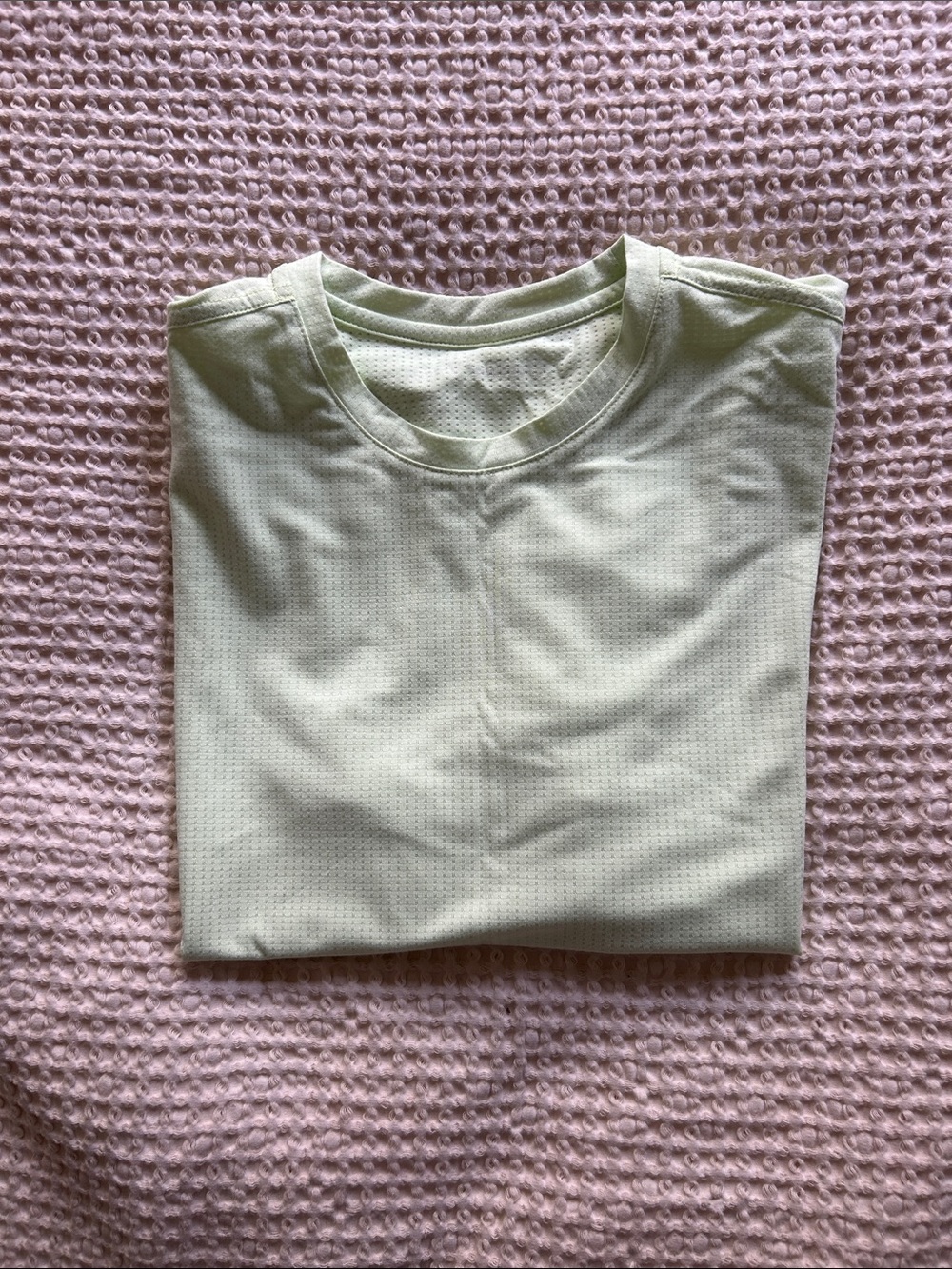 NWOT outdoor voices athletic top sz M